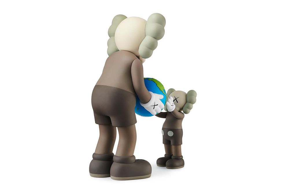 KAWS THE PROMISE Vinyl Figure Brown - New Leaf