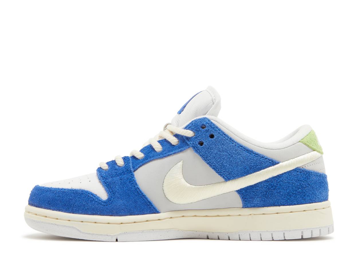 FLY STREETWEAR X DUNK LOW PRO SB 'GARDENIA'