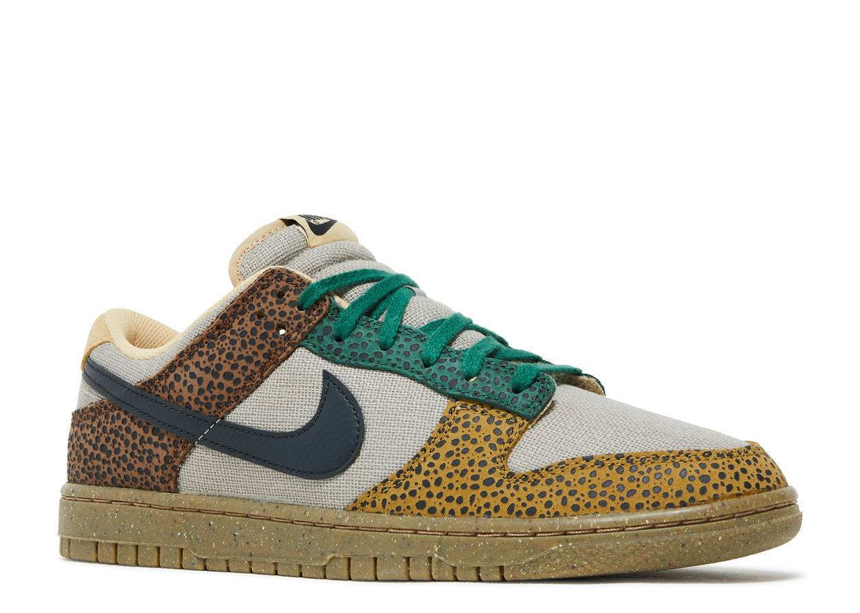 DUNK LOW 'GOLDEN MOSS'