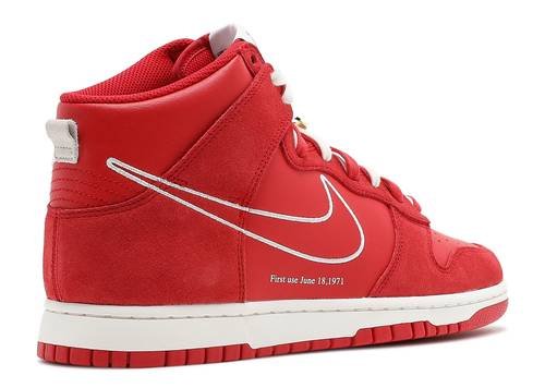 DUNK HIGH SE 'FIRST USE PACK - UNIVERSITY RED' - New Leaf